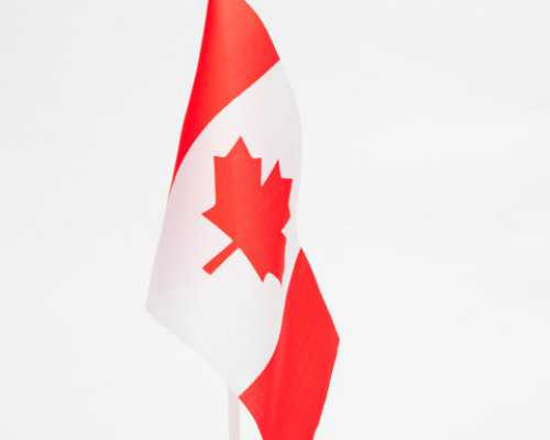 加拿大西洋移民（加拿大150周年国庆日再次荣获世界上最有声誉的国家第一名）